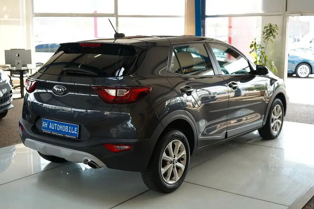 Kia Stonic Edition 7 - Thumbnail 6
