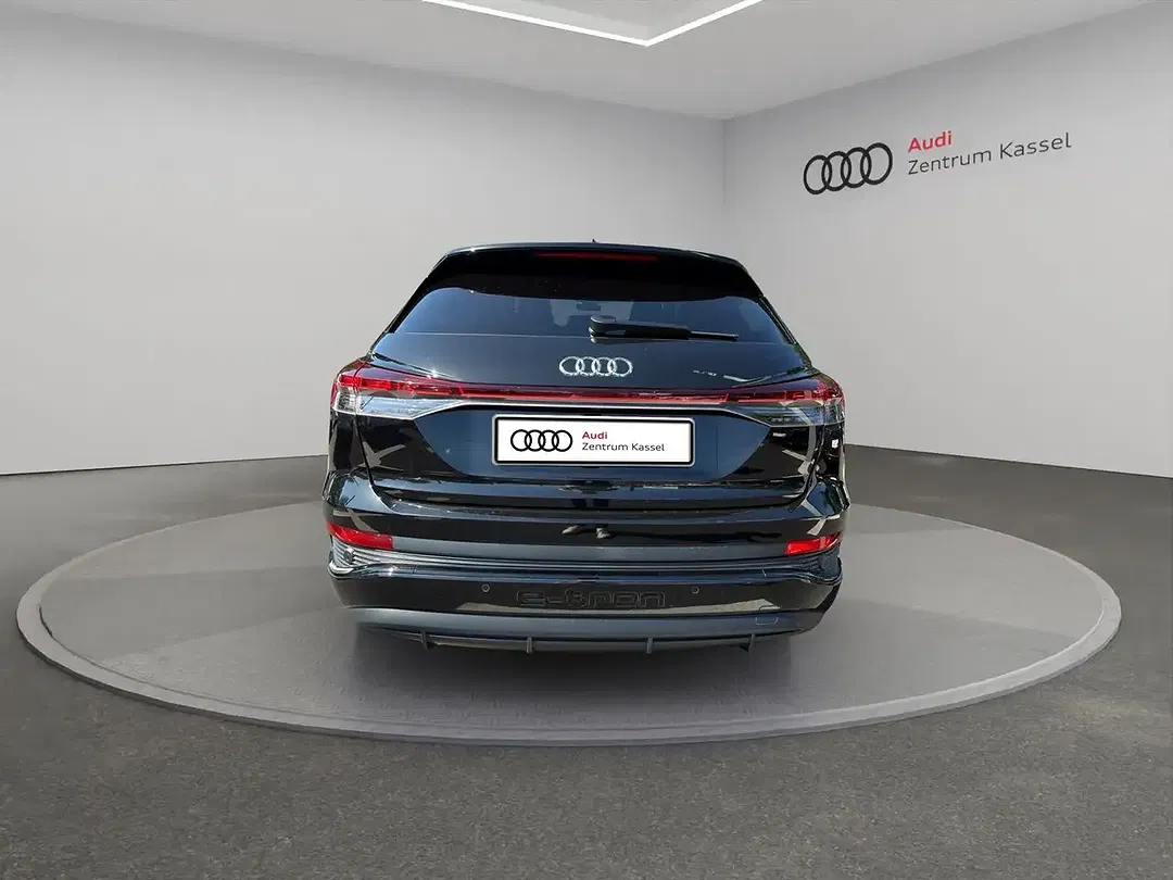 Audi Q4 e-tron 40 S line - Thumbnail 5