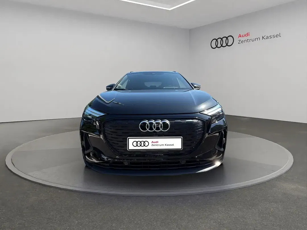 Audi Q4 e-tron 40 S line - Thumbnail 9