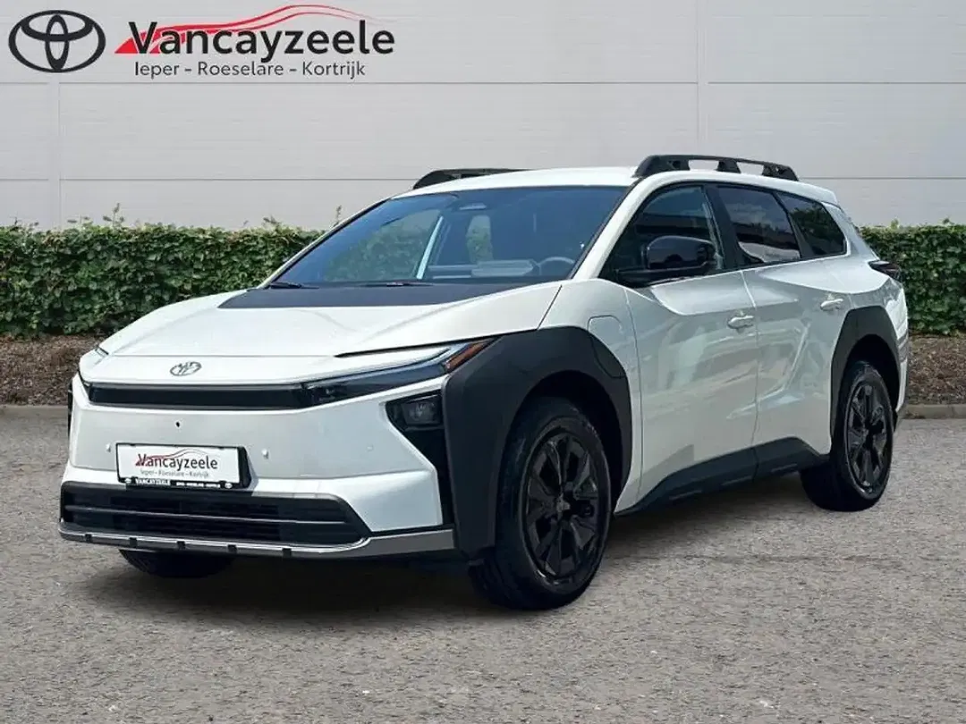 Toyota bZ4X Business Edition - Thumbnail 1