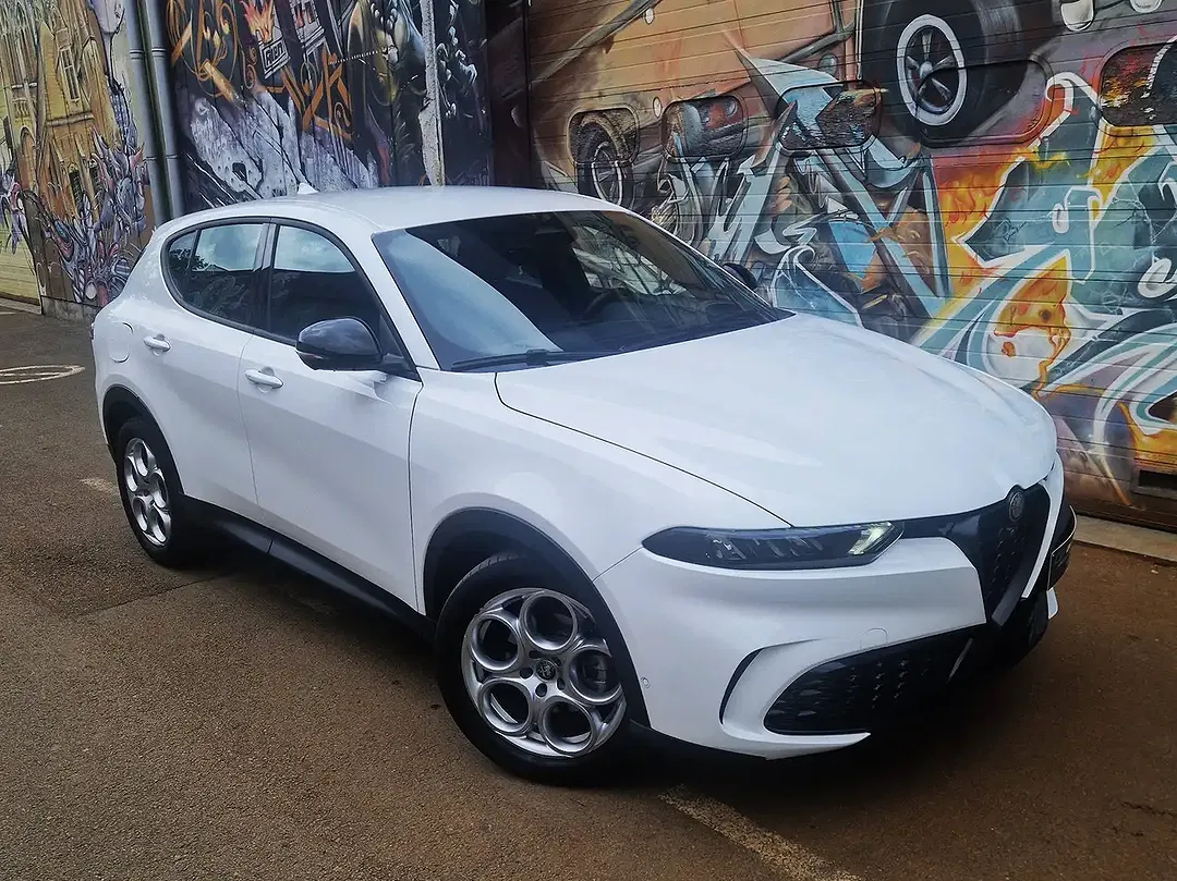 Alfa Romeo Tonale Hybrid - Thumbnail 3