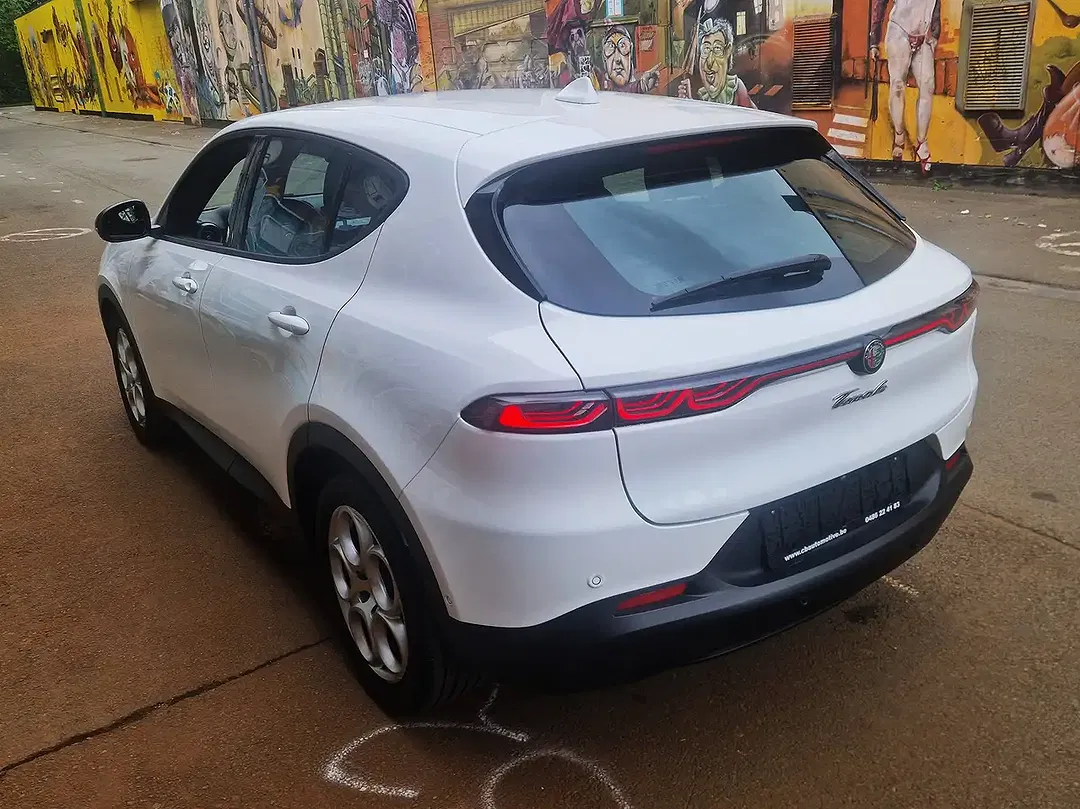 Alfa Romeo Tonale Hybrid - Thumbnail 9