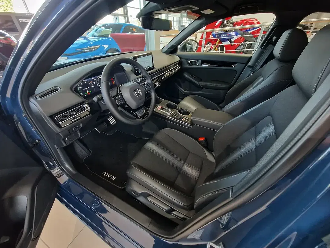 Honda Civic Hybrid e:HEV - Thumbnail 9