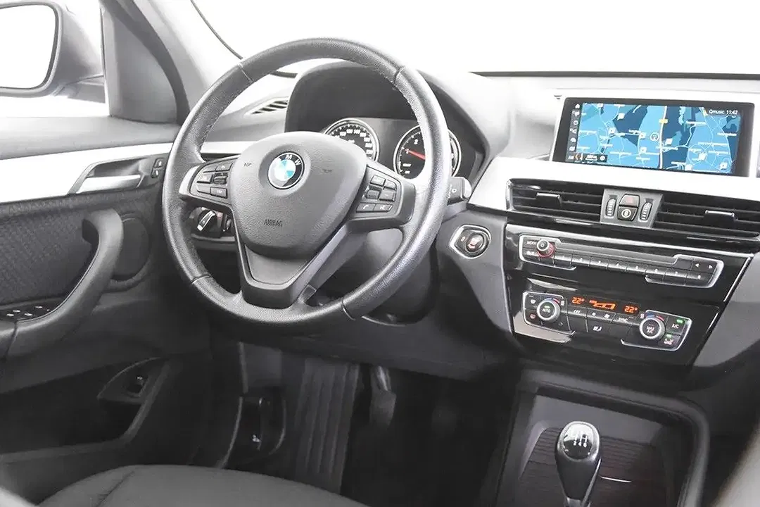 BMW X1 sDrive - Thumbnail 6