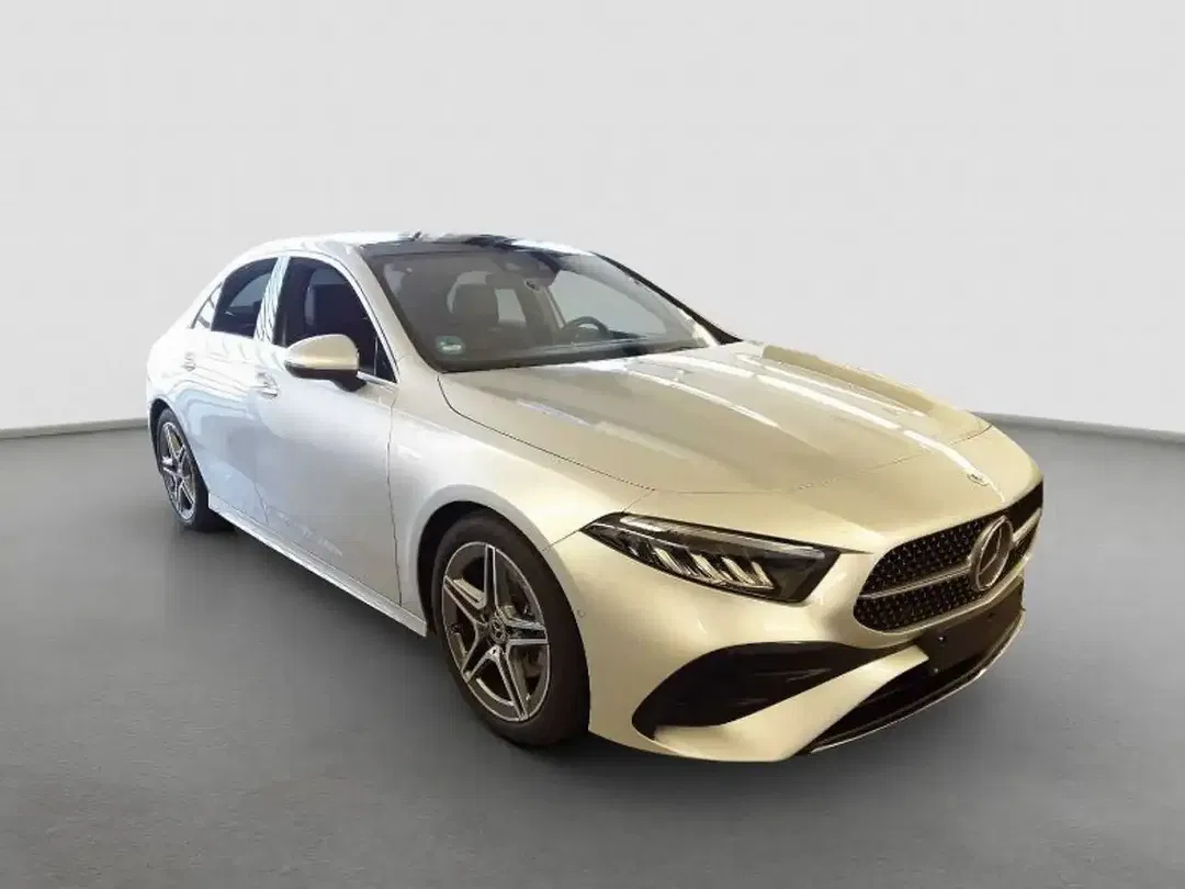 Mercedes-Benz A 200 AMG - Thumbnail 4