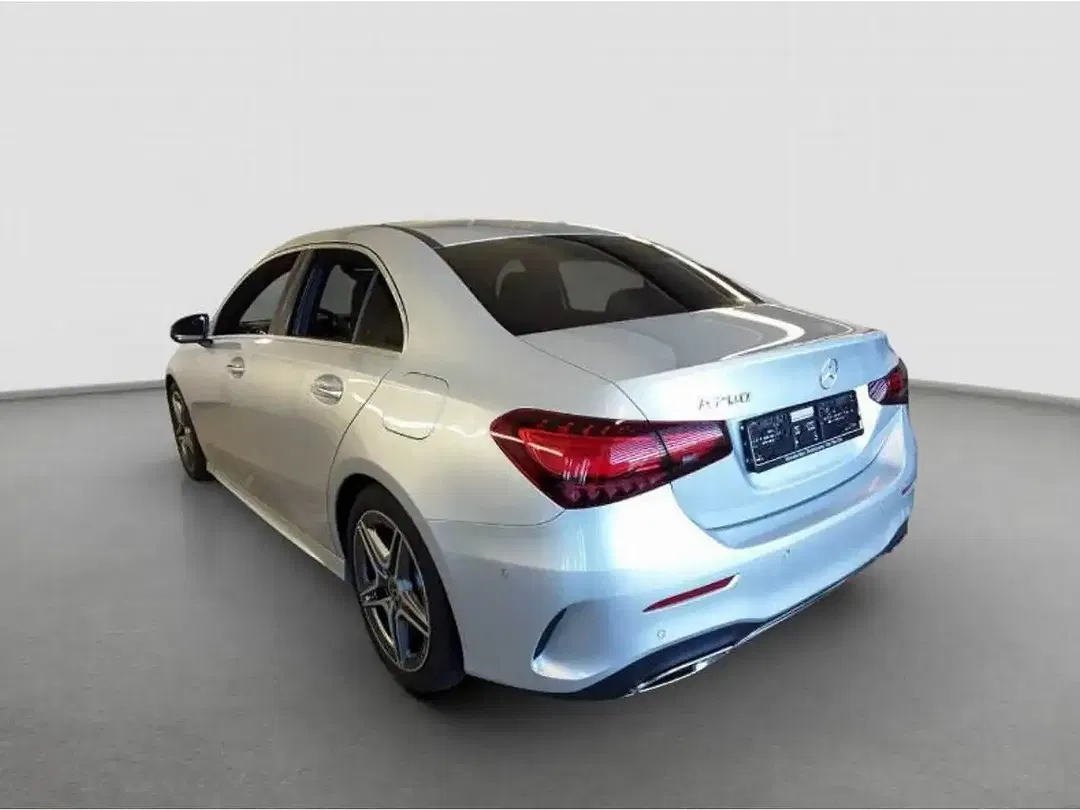 Mercedes-Benz A 200 AMG - Thumbnail 5