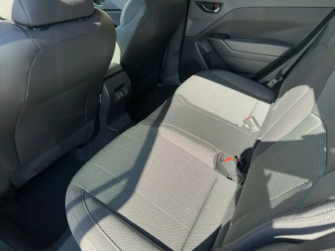 Subaru Crosstrek 2.0 e-Boxer Comfort - Thumbnail 8