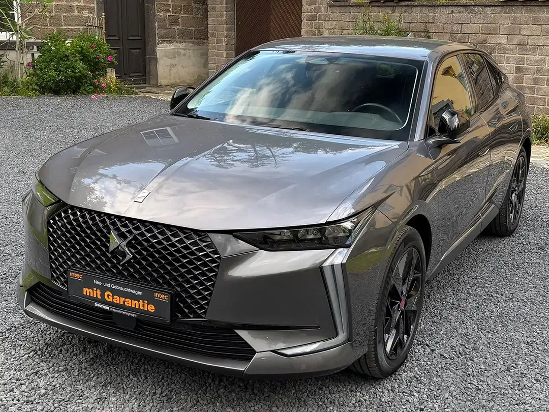 DS Automobiles DS 4 - foto 1