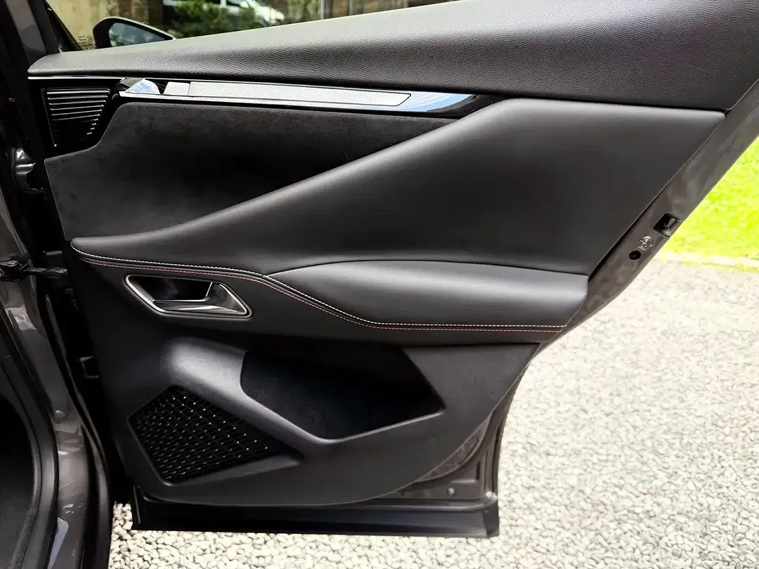 DS Automobiles DS 4 - Thumbnail 11
