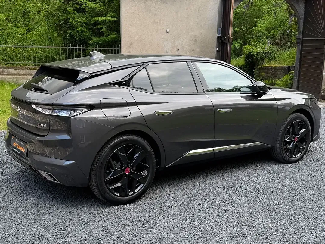 DS Automobiles DS 4 - Thumbnail 3