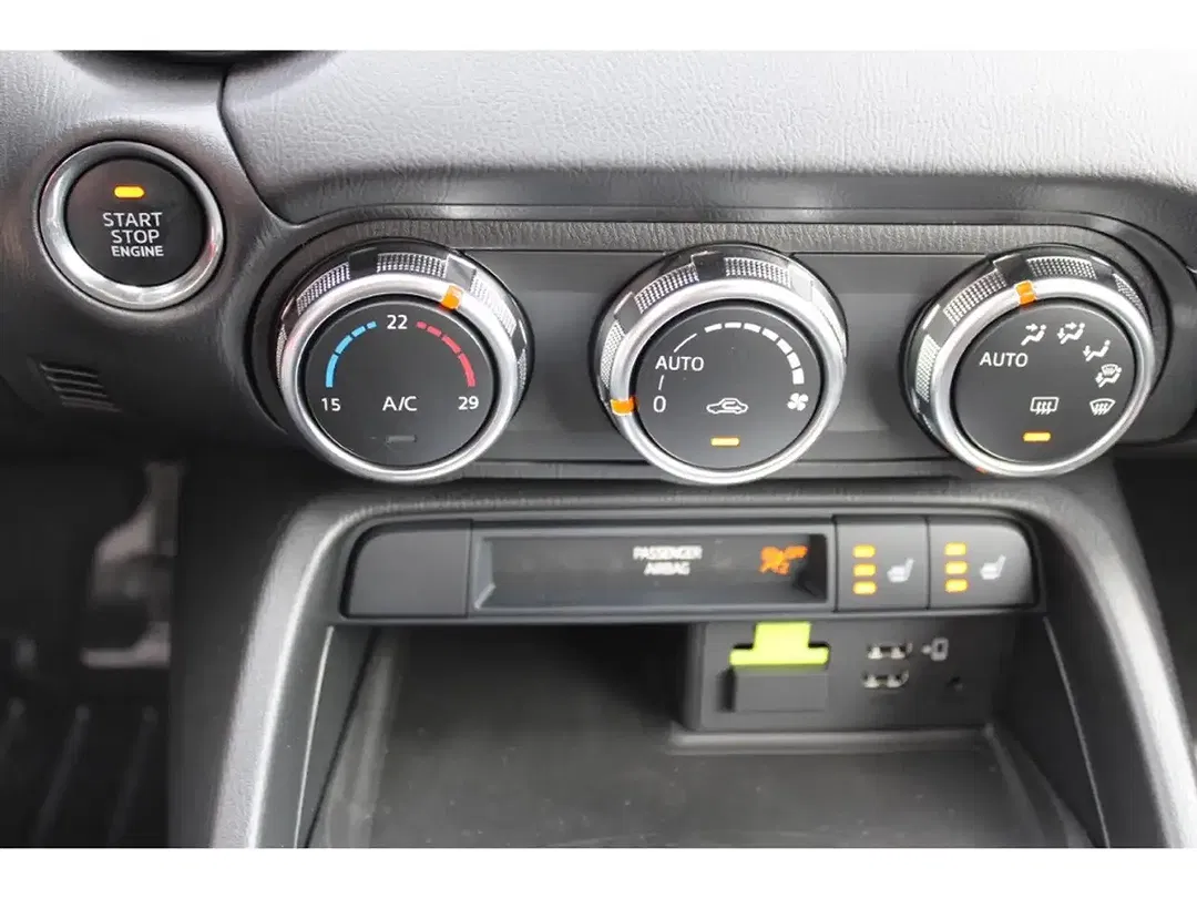 Mazda MX-5 SKYACTIV-G - Thumbnail 12