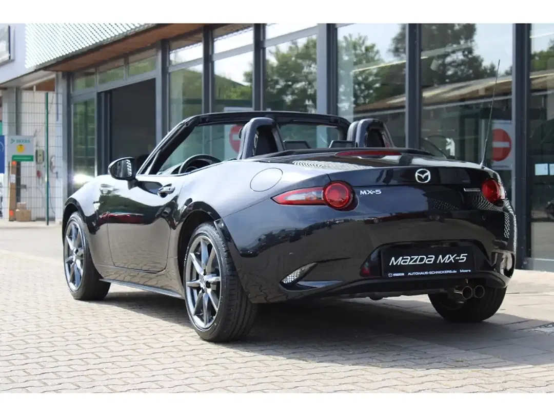 Mazda MX-5 SKYACTIV-G - Thumbnail 3