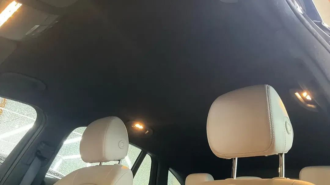 Mercedes-Benz EQC 400 4MATIC - Thumbnail 12