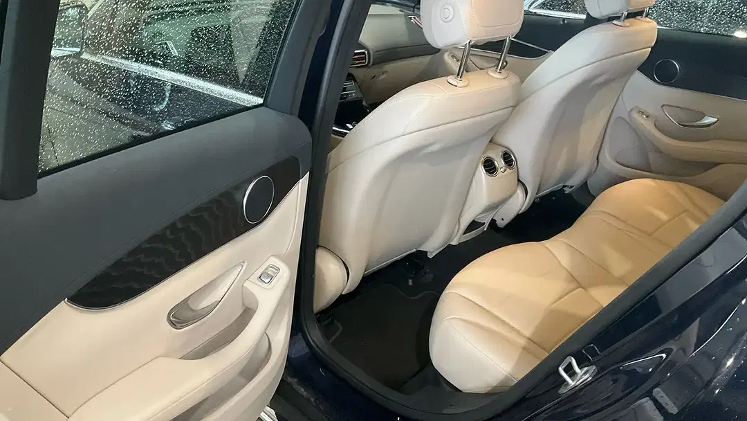Mercedes-Benz EQC 400 4MATIC - Thumbnail 13