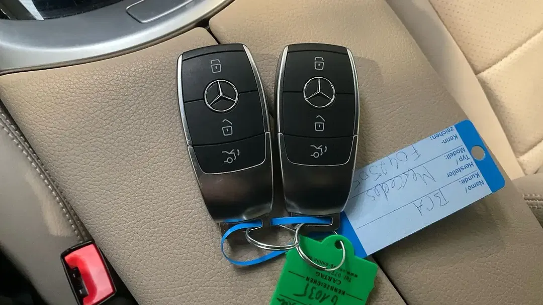Mercedes-Benz EQC 400 4MATIC - Thumbnail 14