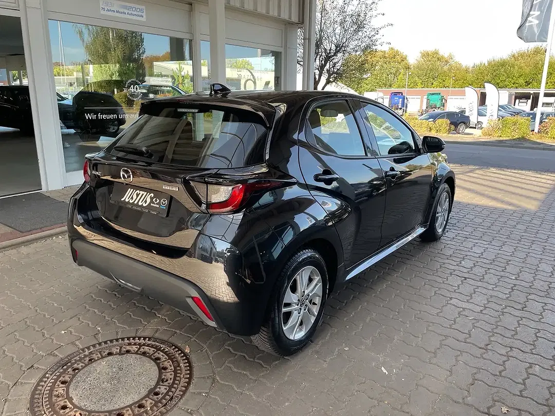 Mazda 2 1.5 VVT-i Hybrid Centre-Line - Thumbnail 3