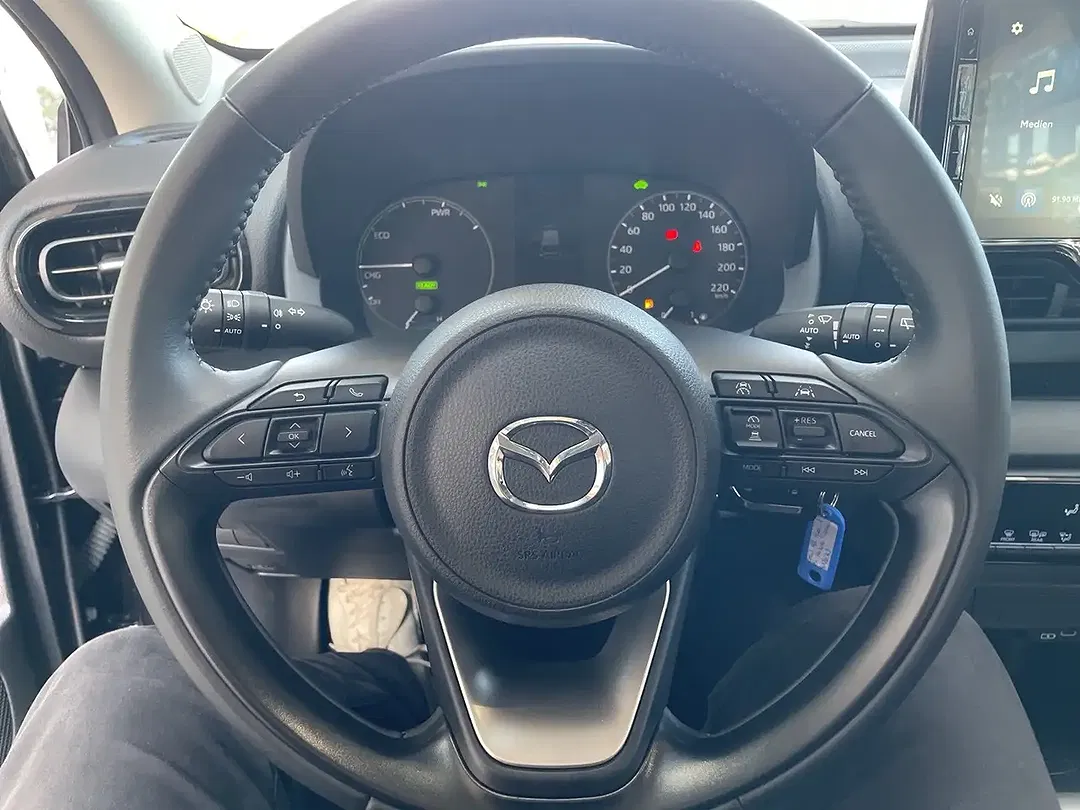 Mazda 2 1.5 VVT-i Hybrid Centre-Line - Thumbnail 8