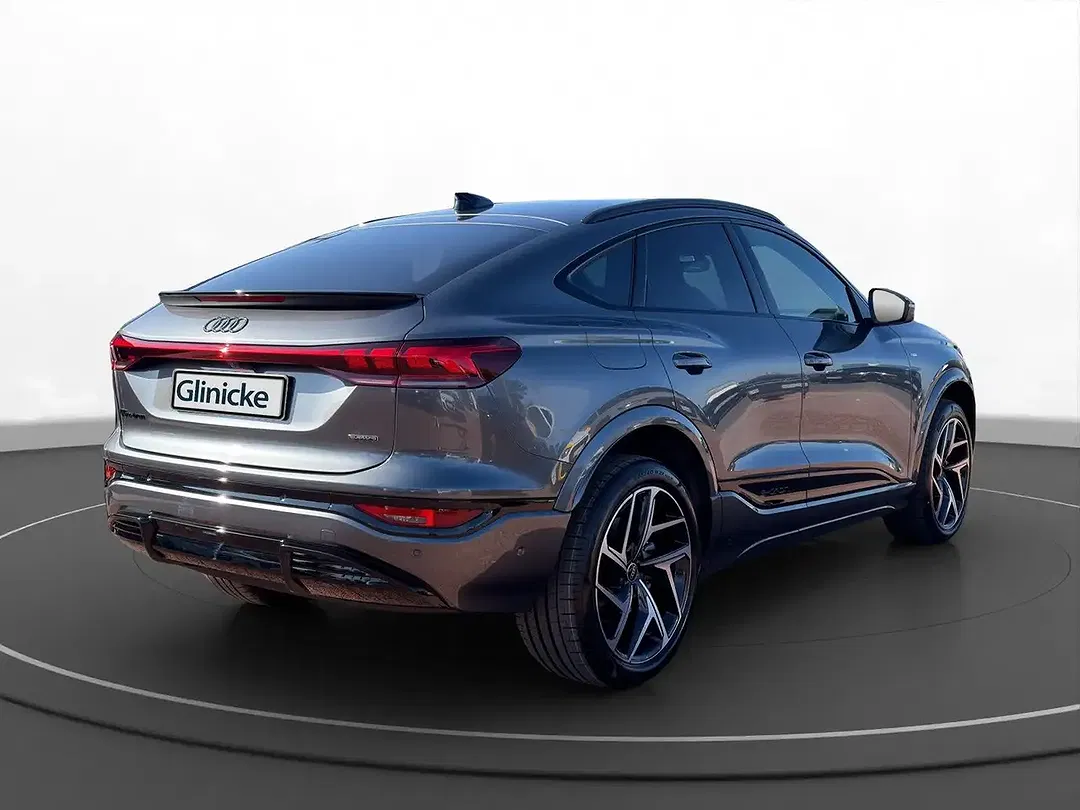 Audi Q6 e-tron quattro Sportback S line - Thumbnail 10
