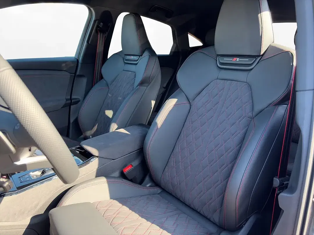 Audi Q6 e-tron quattro Sportback S line - Thumbnail 11