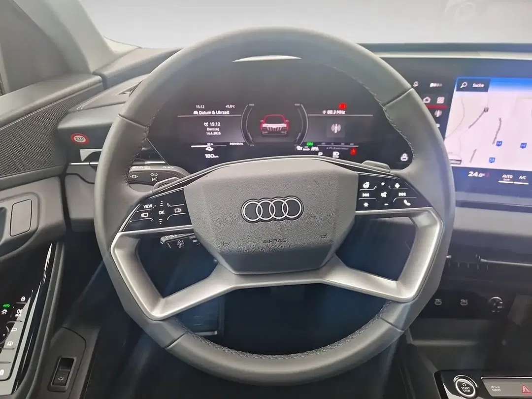 Audi Q6 e-tron S line - Thumbnail 13