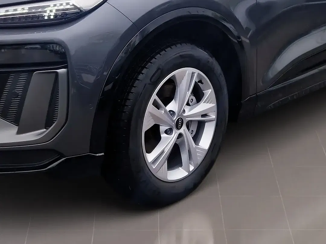 Audi Q6 e-tron S line - Thumbnail 7