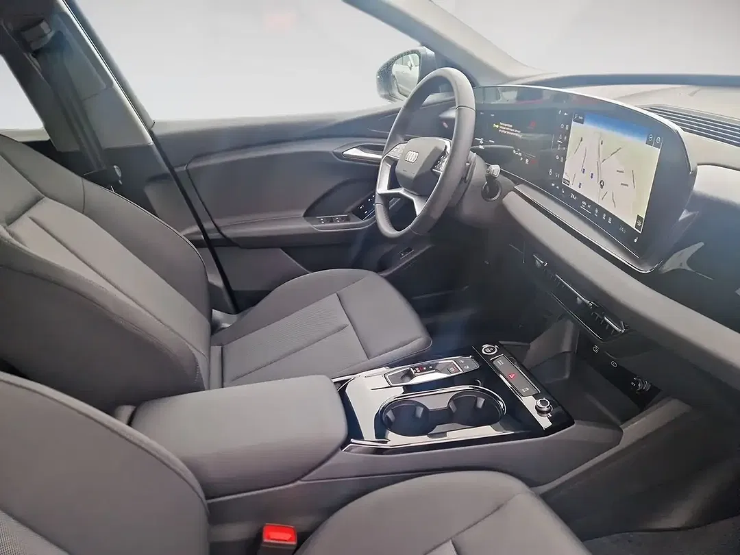 Audi Q6 e-tron S line - Thumbnail 9