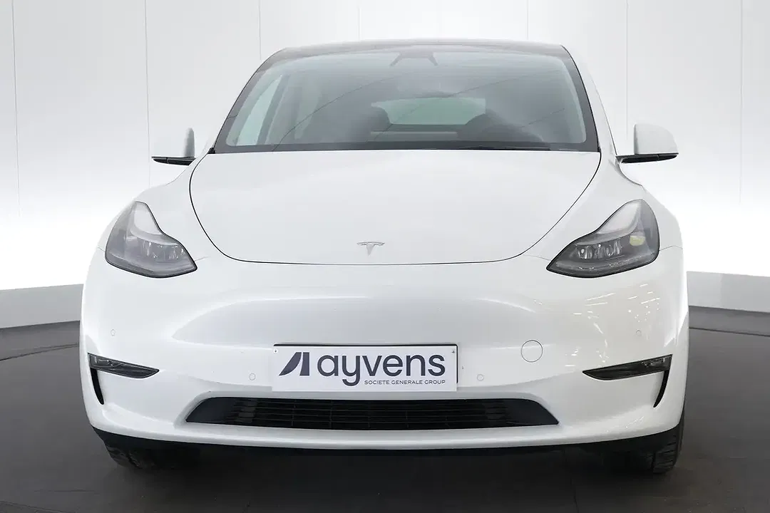 Tesla Model Y Dual Motor Long Range - Thumbnail 13