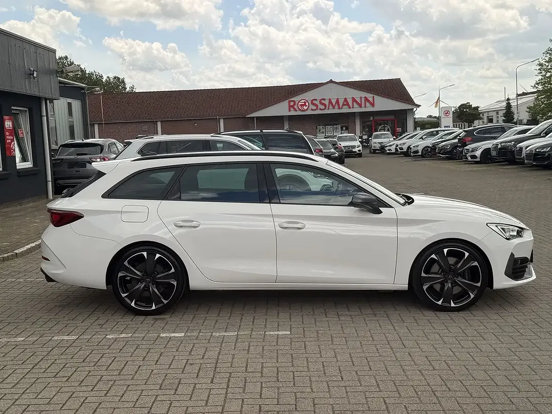CUPRA Leon VZ Sportstourer - Thumbnail 5