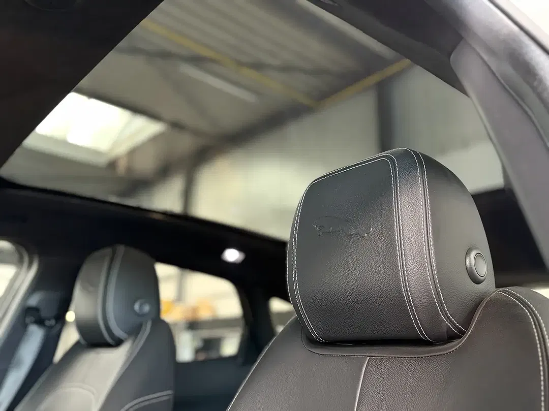 Jaguar E-Pace R-Dynamic S - Thumbnail 10
