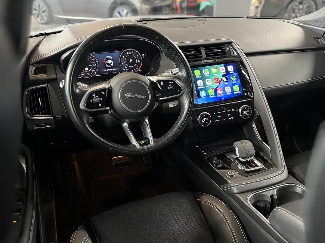 Jaguar E-Pace R-Dynamic S - Thumbnail 11