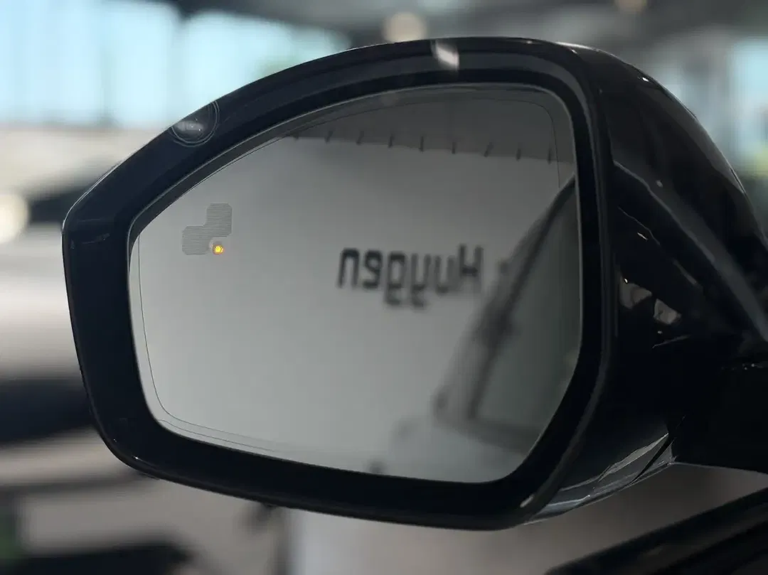 Jaguar E-Pace R-Dynamic S - Thumbnail 12