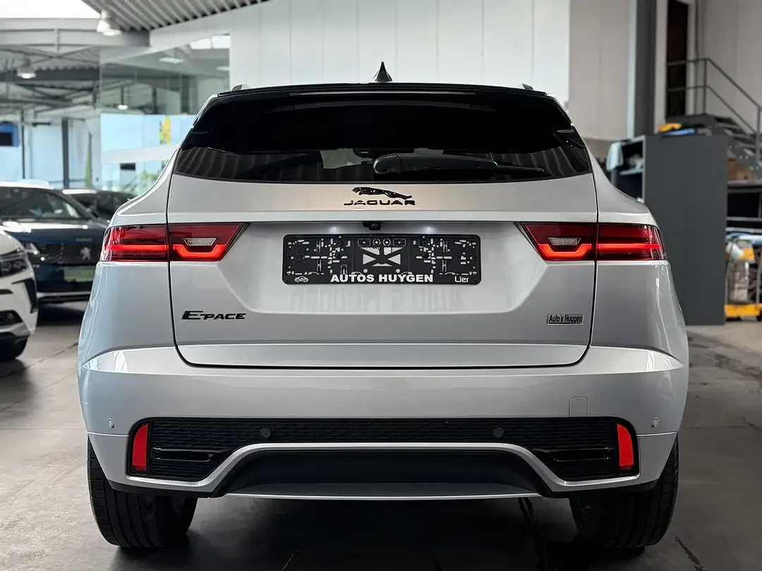 Jaguar E-Pace R-Dynamic S - Thumbnail 4