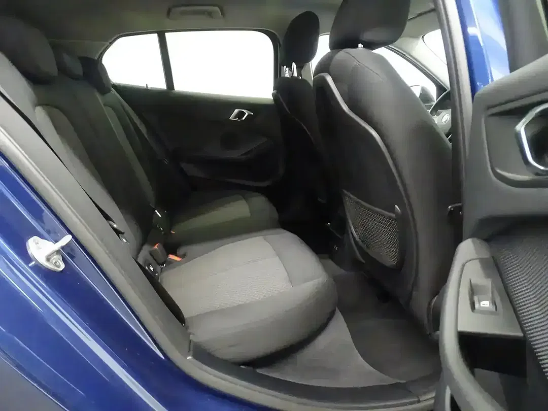 BMW 116 - Thumbnail 10