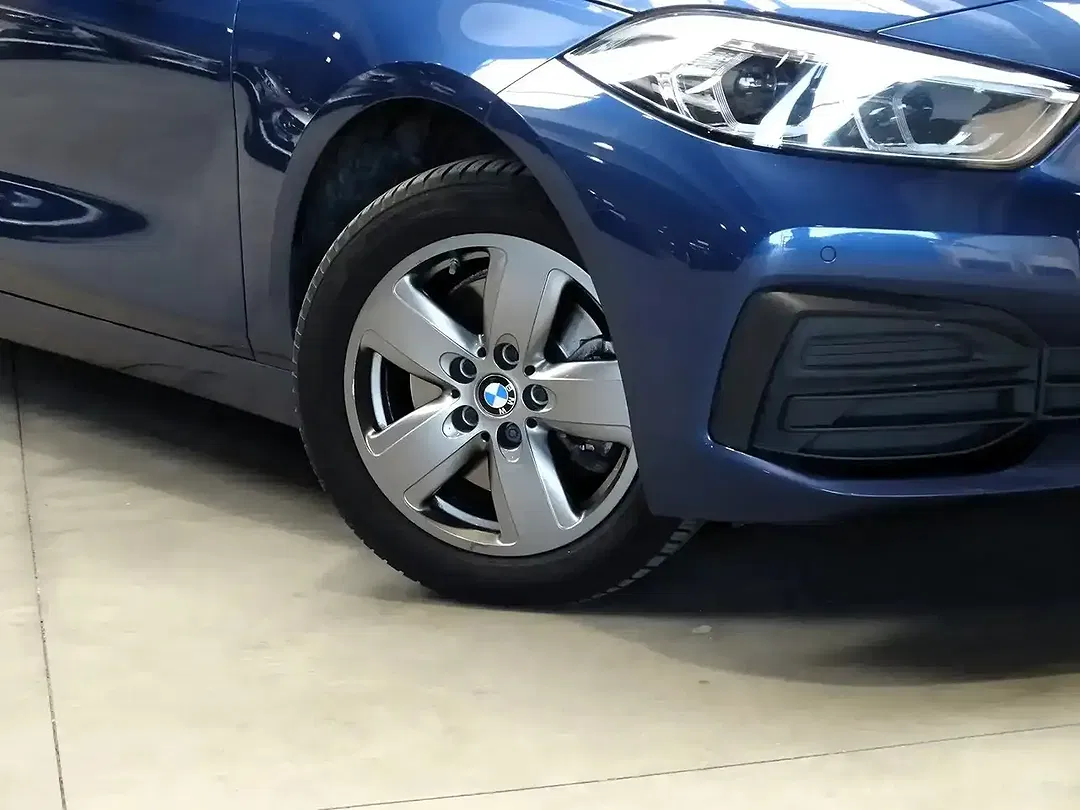 BMW 116 - Thumbnail 5