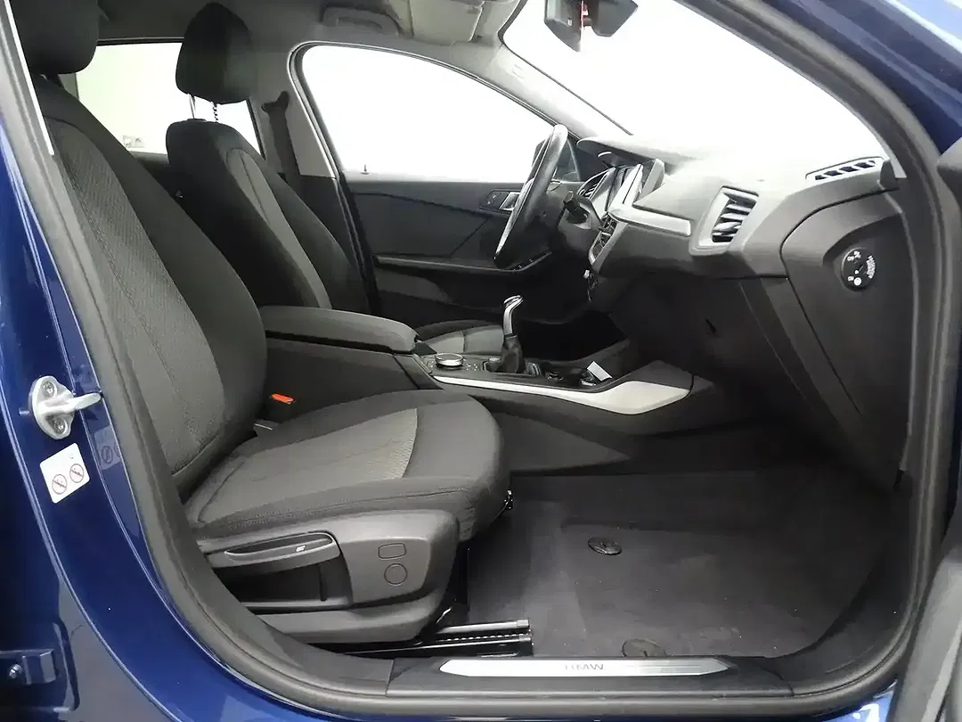 BMW 116 - Thumbnail 9