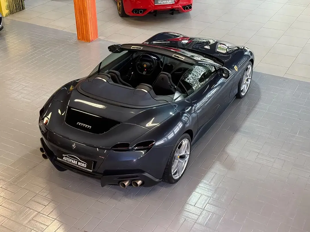 Ferrari Roma 3.9 V8 Turbo DCT Spider - Thumbnail 11