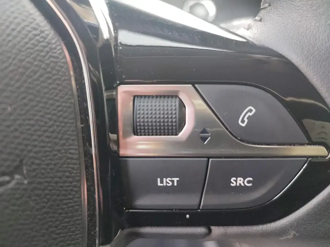 Peugeot 208 Active Pack - Thumbnail 14