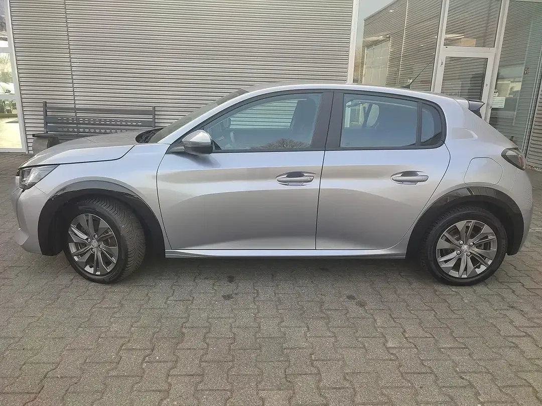 Peugeot 208 Active Pack - Thumbnail 3