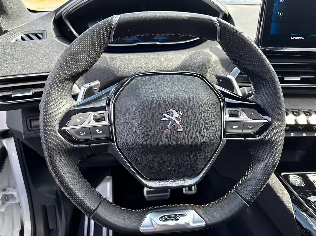 Peugeot 3008 130 PureTech EAT8 GT - Thumbnail 12