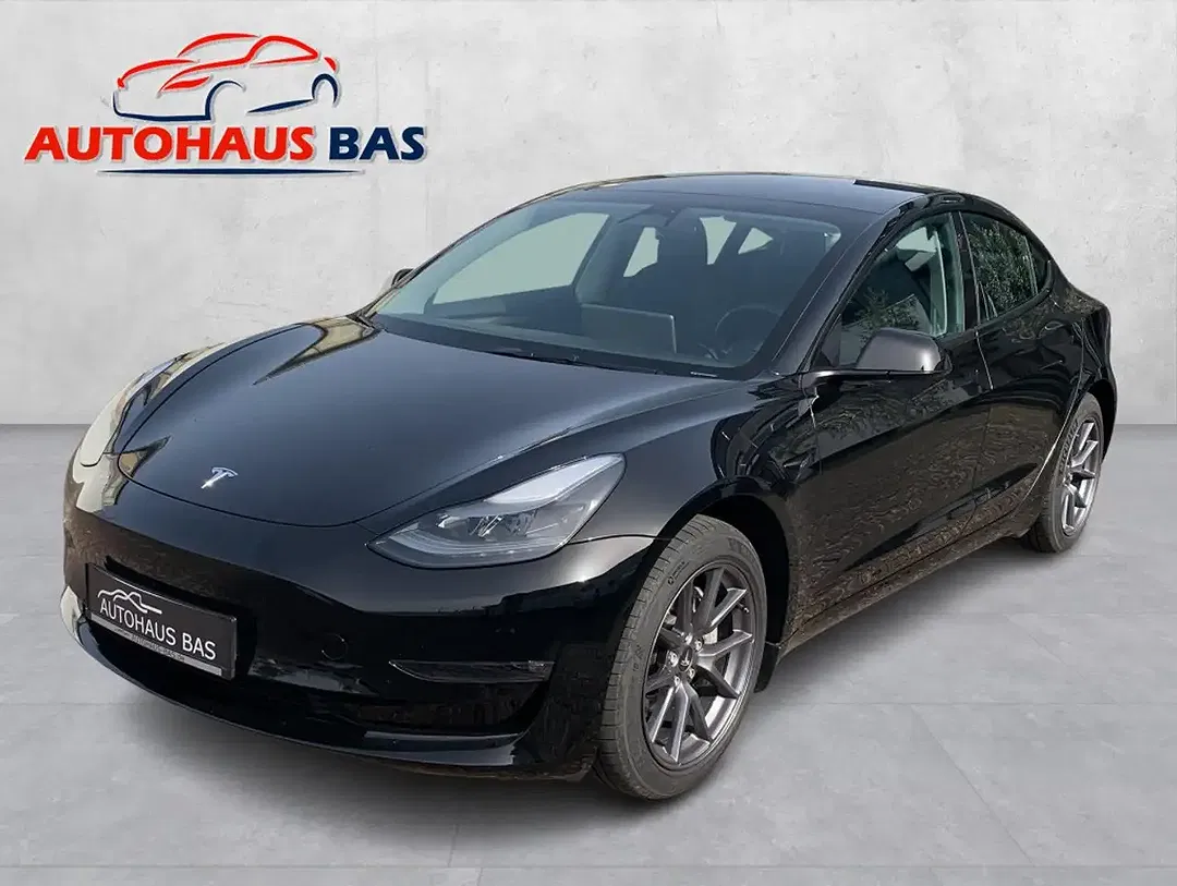 Tesla Model 3 AWD Long Range - foto 1