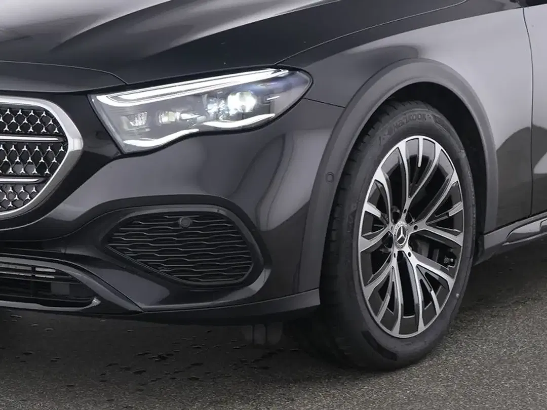 Mercedes-Benz E 300 4MATIC All-Terrain Night - Thumbnail 8