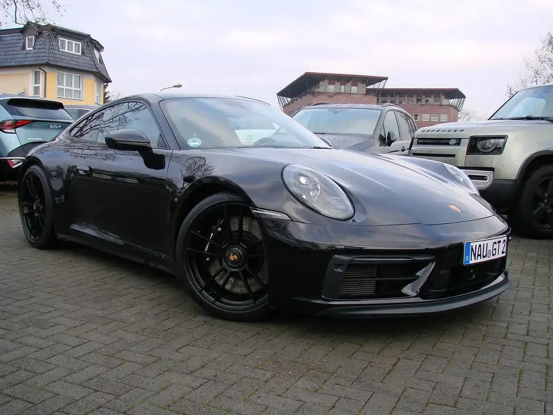 Porsche 992 Lightweight GT3 Carrera GTS - foto 1
