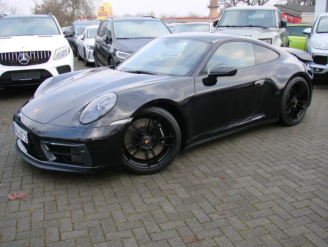 Porsche 992 Lightweight GT3 Carrera GTS - Thumbnail 8