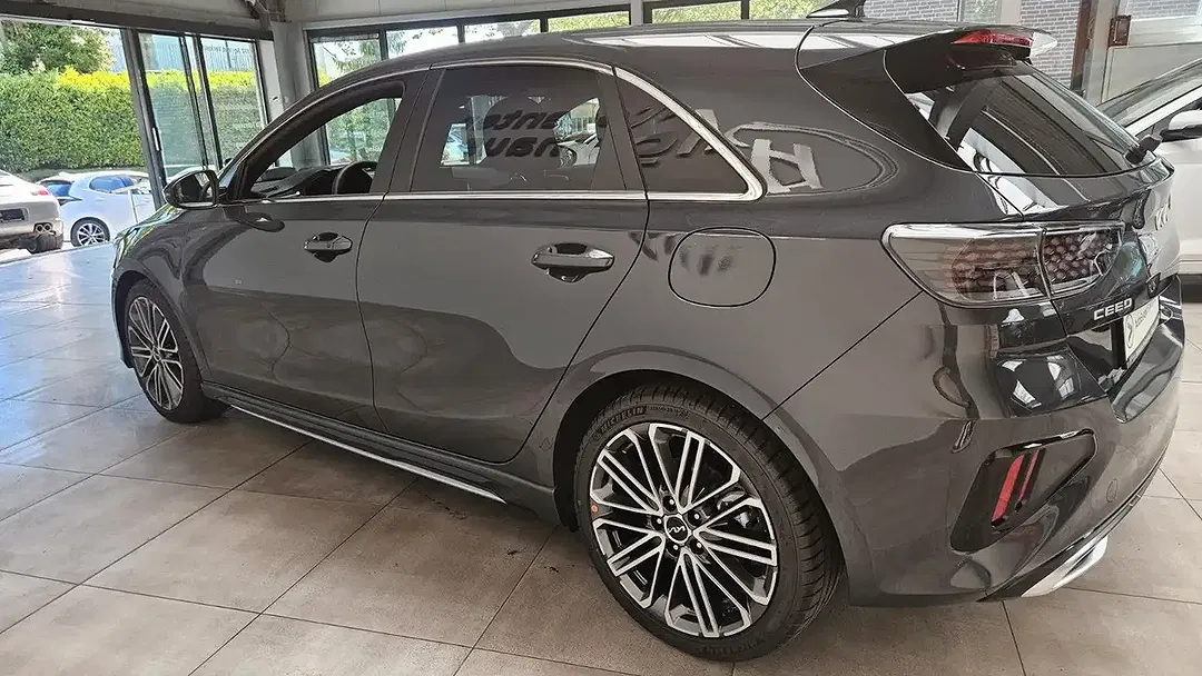 Kia Ceed / cee'd Performance GT-Line - Thumbnail 8