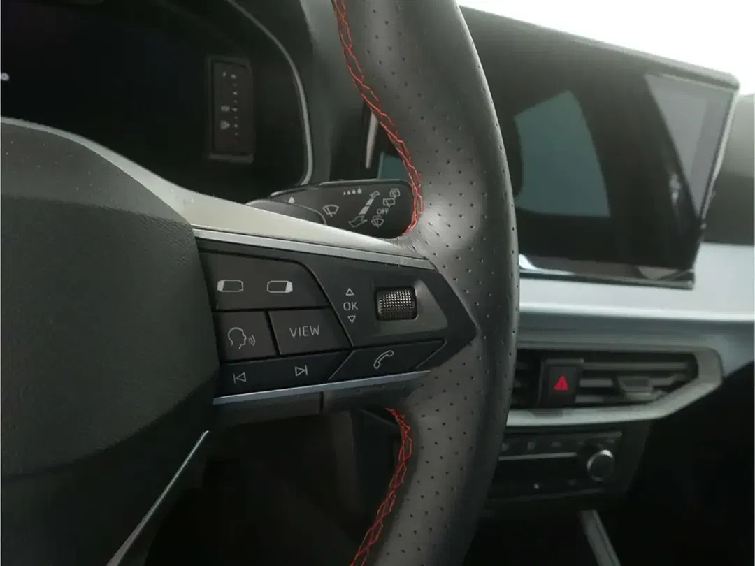 SEAT Ibiza 1.0 TSI FR - Thumbnail 11
