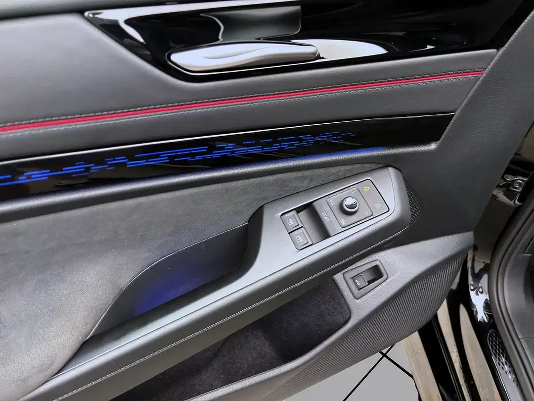 Volkswagen ID.7 4Motion - Thumbnail 11