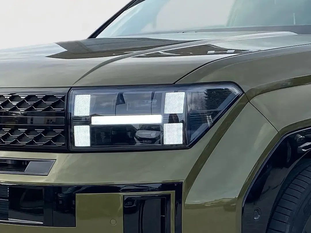 Hyundai SANTA FE PHEV Hybrid Blackline - Thumbnail 5