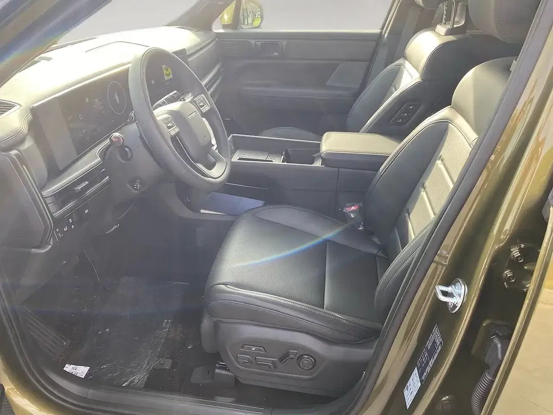 Hyundai SANTA FE PHEV Hybrid Blackline - Thumbnail 7