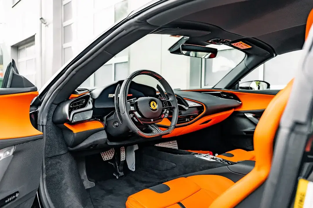 Ferrari SF90 Spider - Thumbnail 7