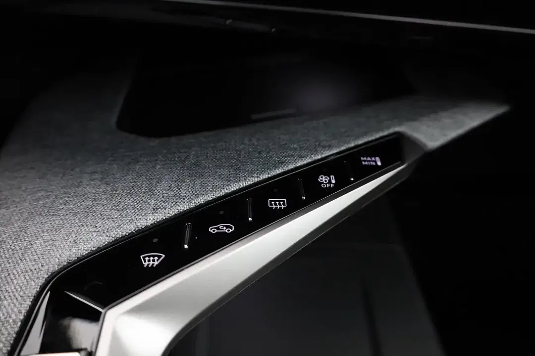 Peugeot 5008 AUT MHEV GT - Thumbnail 13